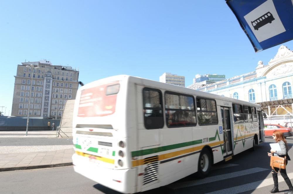 Motoristas e cobradores aprovaram o ganho real de 0,5% sobre a infla&ccedil;&atilde;o e vale alimenta&ccedil;&atilde;o durante as f&eacute;rias 