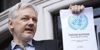 Assange proclama vitória no balcão da embaixada do Equador em Londres