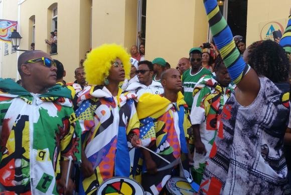 Olodum abre Circuito do Batatinha em Salvador