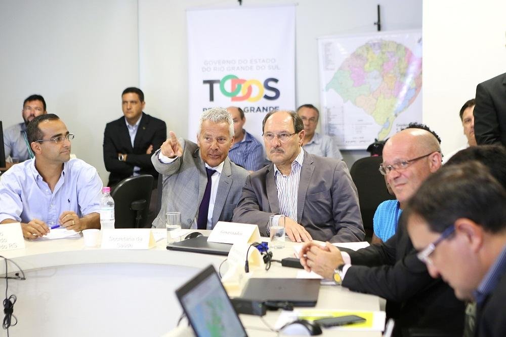Sartori participou nesta manh&atilde; da reuni&atilde;o semanal do monitoramento do mosquito Aedes aegypti