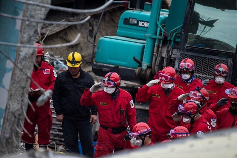 Equipes resgataram corpos de mais de 100 pessoas