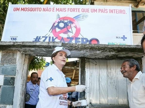 Presidente visitou comunidades da zona oeste do Rio de Janeiro