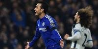 Chelsea goleia e alcança 12 partidas sem derrota 