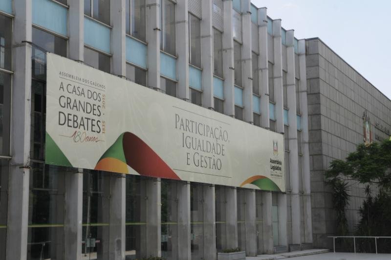 Base aliada antecipa debate sobre privatiza&ccedil;&otilde;es
