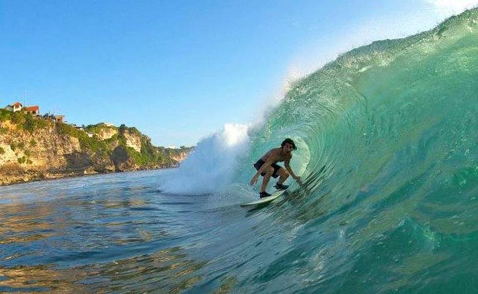 Atl&acirc;ntida recebe SurfFest com campeonato e shows 