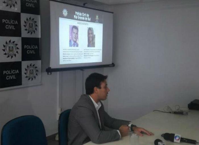 Dupla est&aacute; sendo acusada de articular uma emboscada para matar jovem