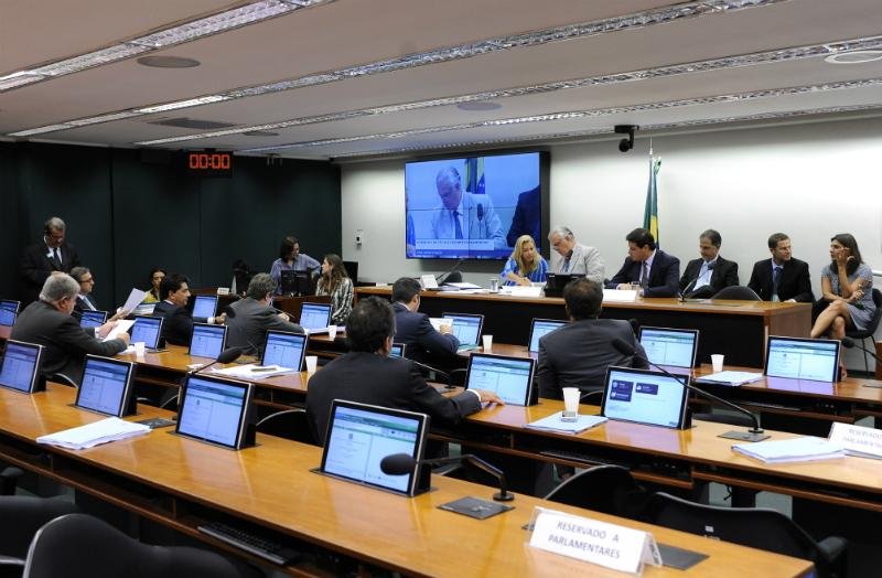 Conselho de &Eacute;tica entrar&aacute; com mandado de seguran&ccedil;a no STF