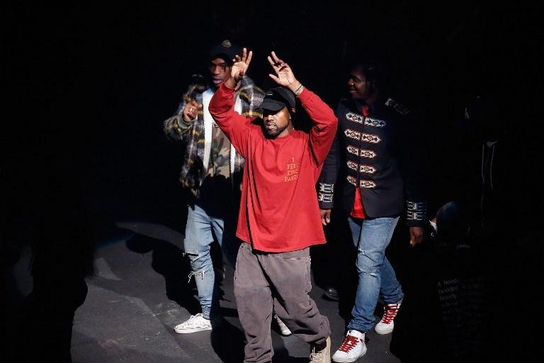 "Sem a nossa ajuda, o verdadeiro g&ecirc;nio de Kanye West n&atilde;o pode ser realizado", diz o texto no site de financiamento coletivo