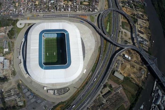 Amplia&ccedil;&atilde;o da avenida AJ Renner deveria ter sido retomada em outubro do ano passado