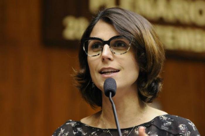 Deputada comunicou decis&atilde;o em sua p&aacute;gina no Facebook 