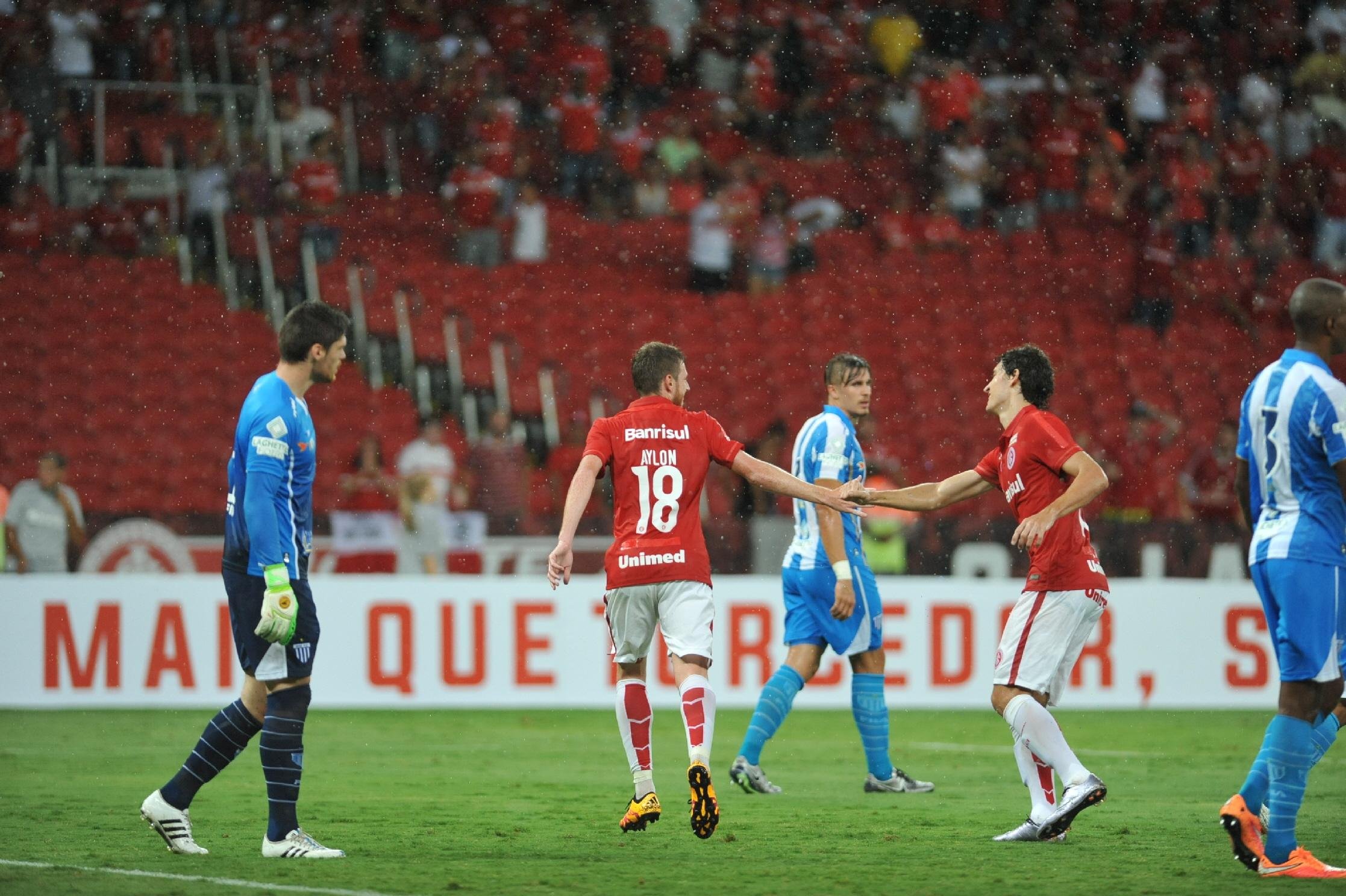 Inter bateu o Ava&iacute; por 3 a 0 no Beira-Rio