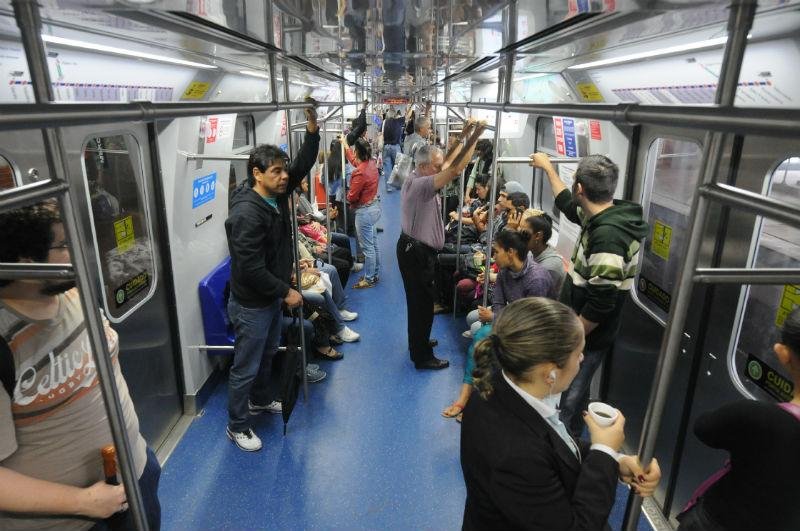 Valor da integra&ccedil;&atilde;o entre metr&ocirc; e &ocirc;nibus &eacute; reajustado para R$ 4,90 