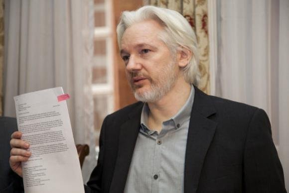 Advogados de Assange pedem revoga&ccedil;&atilde;o do mandado de deten&ccedil;&atilde;o europeu 
