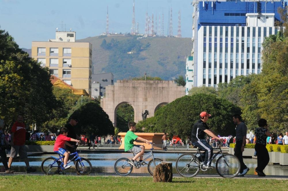 Os term&ocirc;metros na Capital variam entre 22&deg;C e 35&deg;C