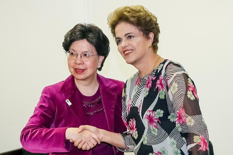 Dilma discute com Margaret Chan o combate ao v&iacute;rus Zika no Brasil