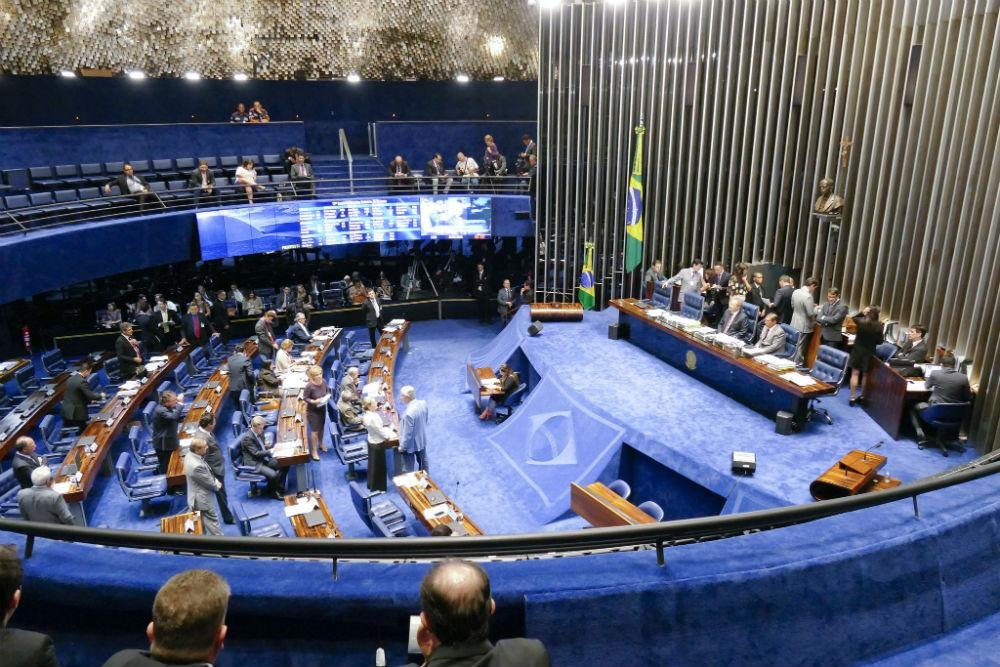 Relat&oacute;rio do senador Tasso Jereissati foi aceito por 56 votos a 11 no Senado
