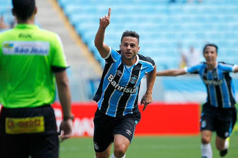 Ainda sem pontuar na Libertadores, Gr&ecirc;mio encara a LDU semana que vem