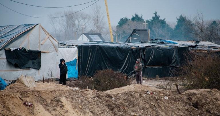 Justi&ccedil;a francesa autoriza expuls&atilde;o de migrantes do acampamento de Calais 