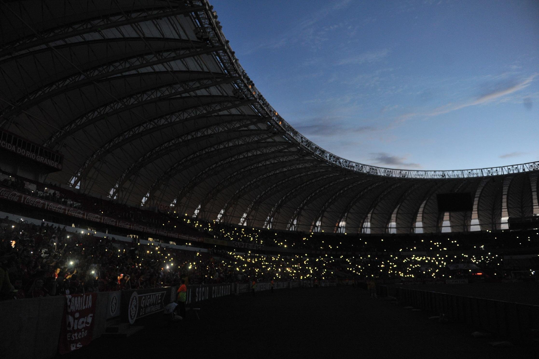 Falta de manuten&ccedil;&atilde;o pode ter causado apag&otilde;es no Beira-Rio 