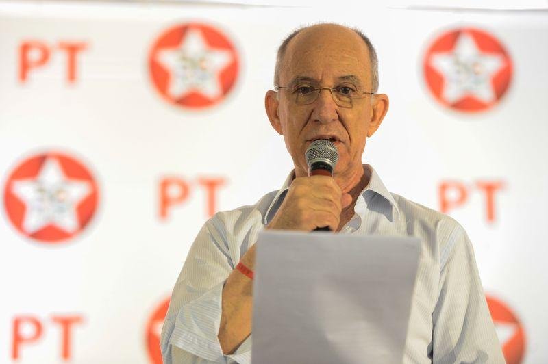 Rui Falc&atilde;o teme que a democracia seja colocado em risco pelos constantes ataques