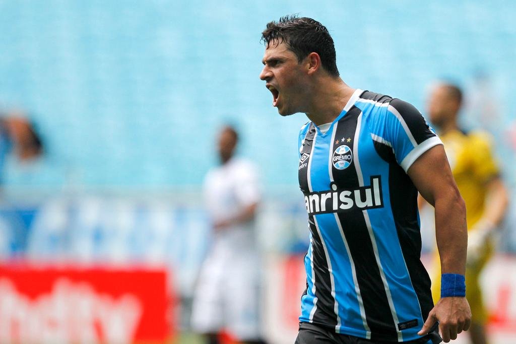 Giuliano abriu o placar com um belo gol na Arena