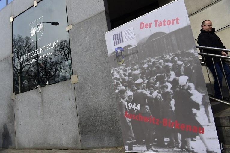 Julgamento de ex-enfermeiro nazista come&ccedil;ou sem presen&ccedil;a do acusado