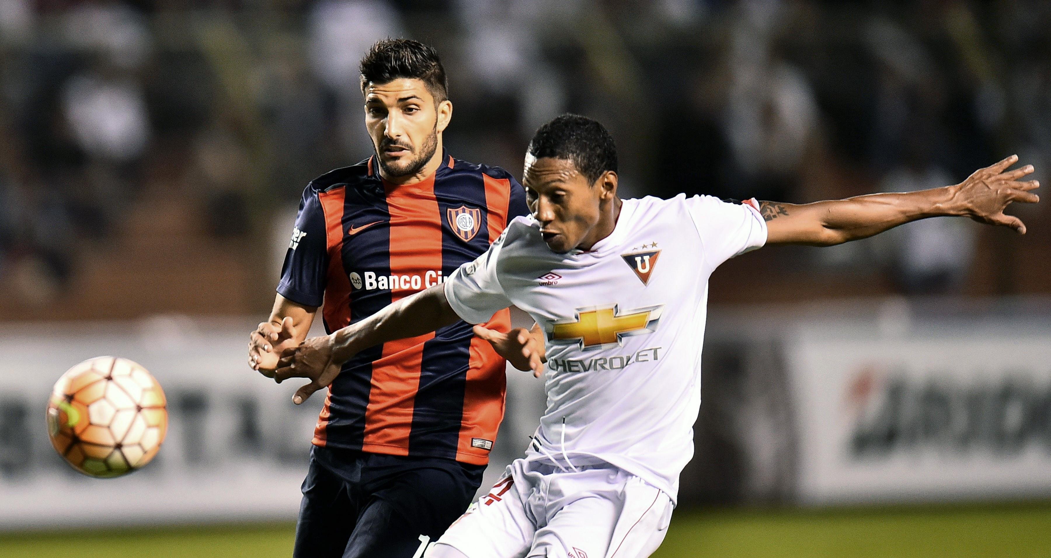 Falta de gols preocupa LDU antes de jogo contra Gr&ecirc;mio