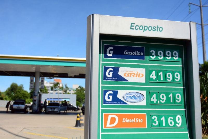 Pre&ccedil;o do combust&iacute;vel volta a subir no Rio Grande do Sul 
