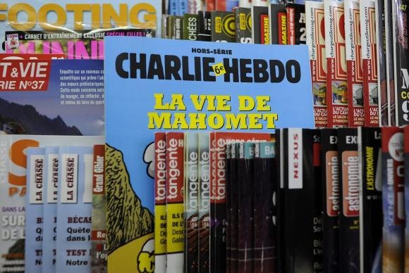 Revista francesa reuniu mais de 34 mil doadores