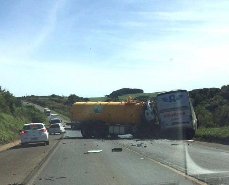 Colis&atilde;o ocorreu na BR 470, em Campos Novos 