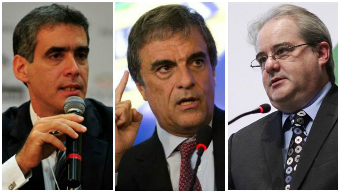 Dilma d&aacute; posse a tr&ecirc;s novos ministros
