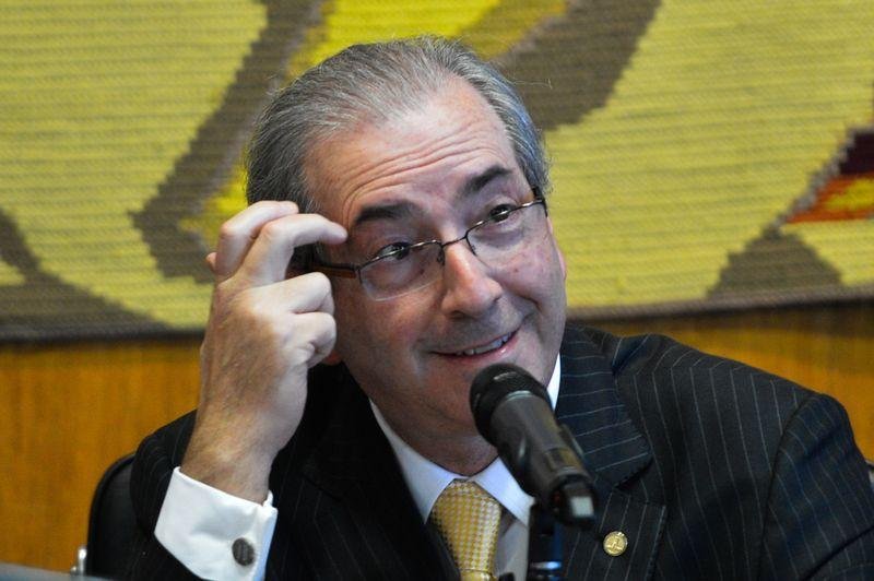 Presidente da C&acirc;mara n&atilde;o recebeu funcion&aacute;rio do Conselho, afirmando que estava em reuni&atilde;o