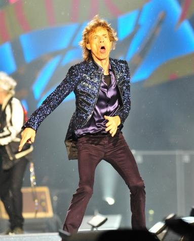 Mick Jagger com seu rebolado e os agudos &ldquo;au&rdquo;