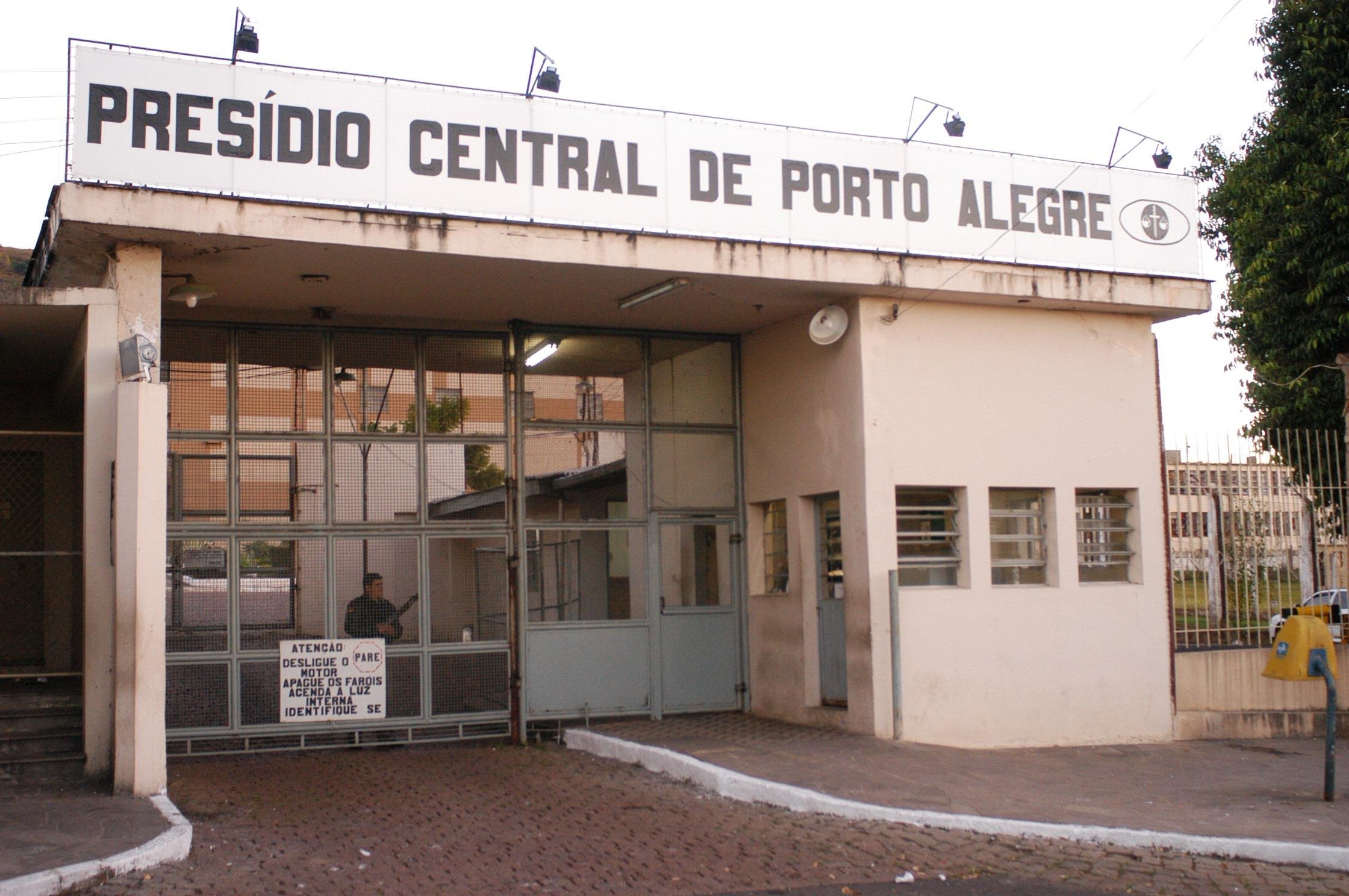 Local tem mais de 4,6 mil presidi&aacute;rios para capacidade de 1,8 mil, conforme juiz da Vara de Execu&ccedil;&otilde;es Penais