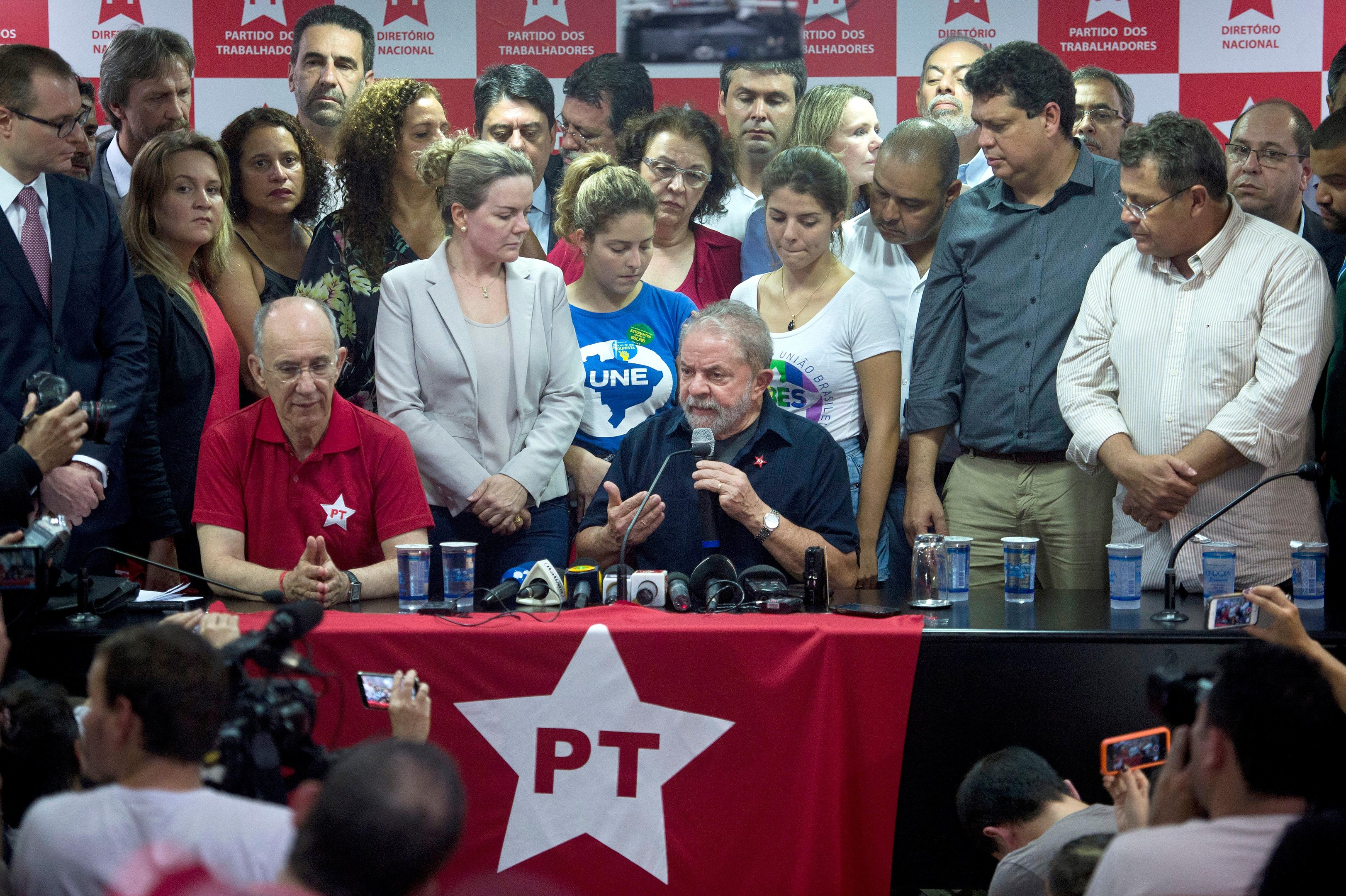 Lula criticou forma como opera&ccedil;&atilde;o Lata Jato tem sido conduzida