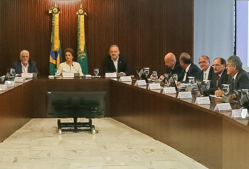Dilma e ministros pediram em troca apoio para aprovar CPMF