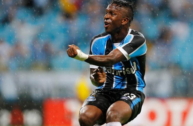 Bolan&otilde;s &eacute; estreante acostumado a cl&aacute;ssicos