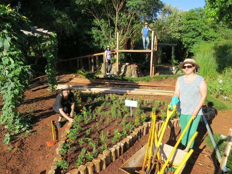 Horto de plantas bioativas &eacute; um dos atrativos montados pela Emater no parque