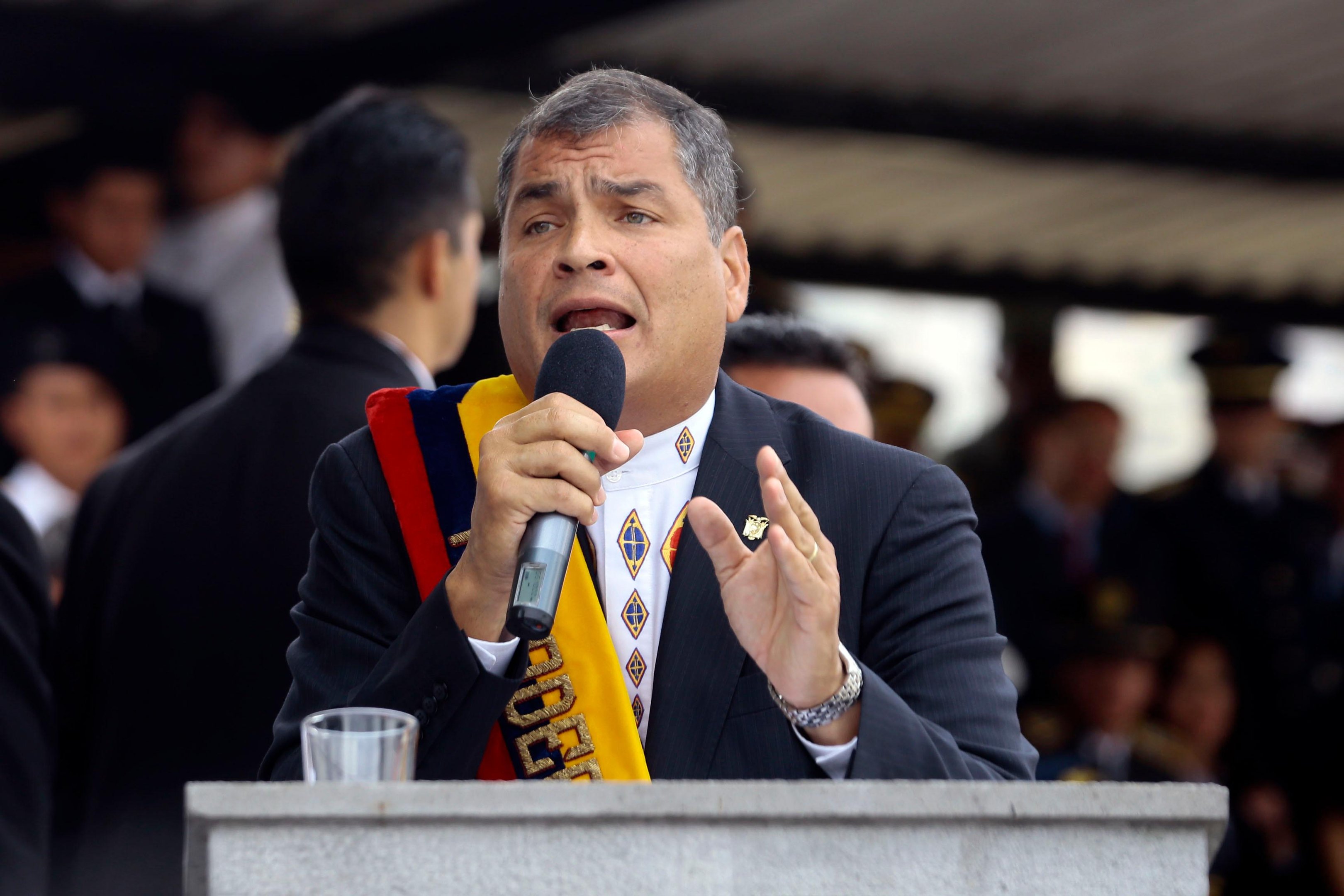 Presidente do Equador acredita na inoc&ecirc;ncia de Lula