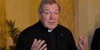 Cardeal australiano descarta renunciar após acusações de acobertar pedofilia