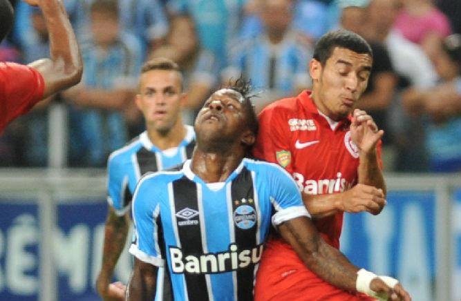 Bola&ntilde;os deve passar por cirurgia