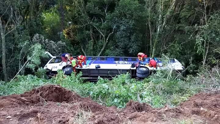 Identificada mulher que morreu em queda de &ocirc;nibus em Riozinho 