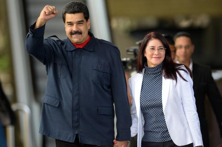 Oposi&ccedil;&atilde;o quer ren&uacute;ncia de Nicol&aacute;s Maduro