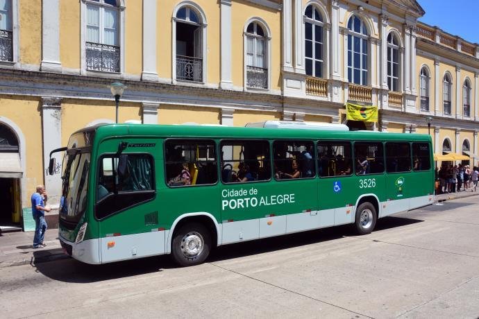 Fortunati admitiu possibilidade de licita&ccedil;&atilde;o dos &ocirc;nibus ser anulada