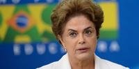 Dilma fala sobre os direitos das mulheres no Twitter