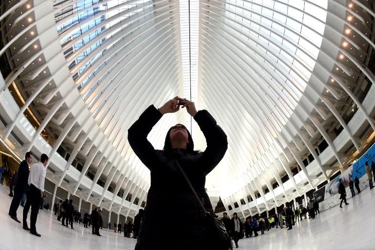 O emblem&aacute;tico edif&iacute;cio dessa esta&ccedil;&atilde;o tem um sal&atilde;o de forma ovalada, chamado Oculus