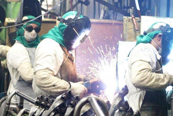 Produ&ccedil;&atilde;o industrial brasileira cresce em 2016