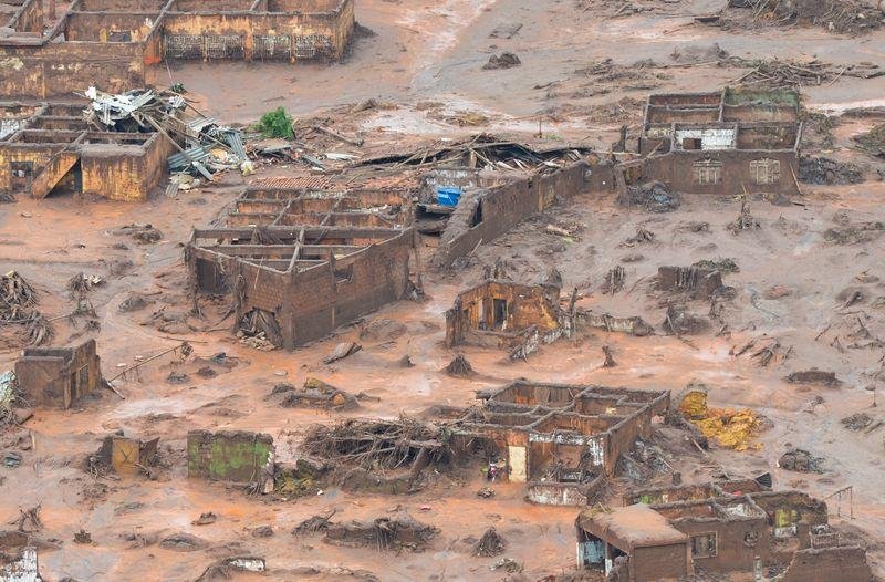 Prefeito de Mariana vai &agrave; Justi&ccedil;a para receber recursos do acordo com a Samarco