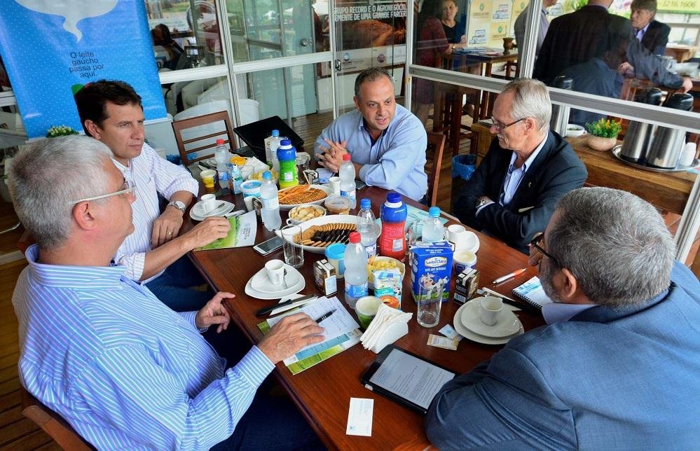 Discuss&atilde;o encerrou ciclo de encontros na Casa do Grupo Record RS na Expodireto