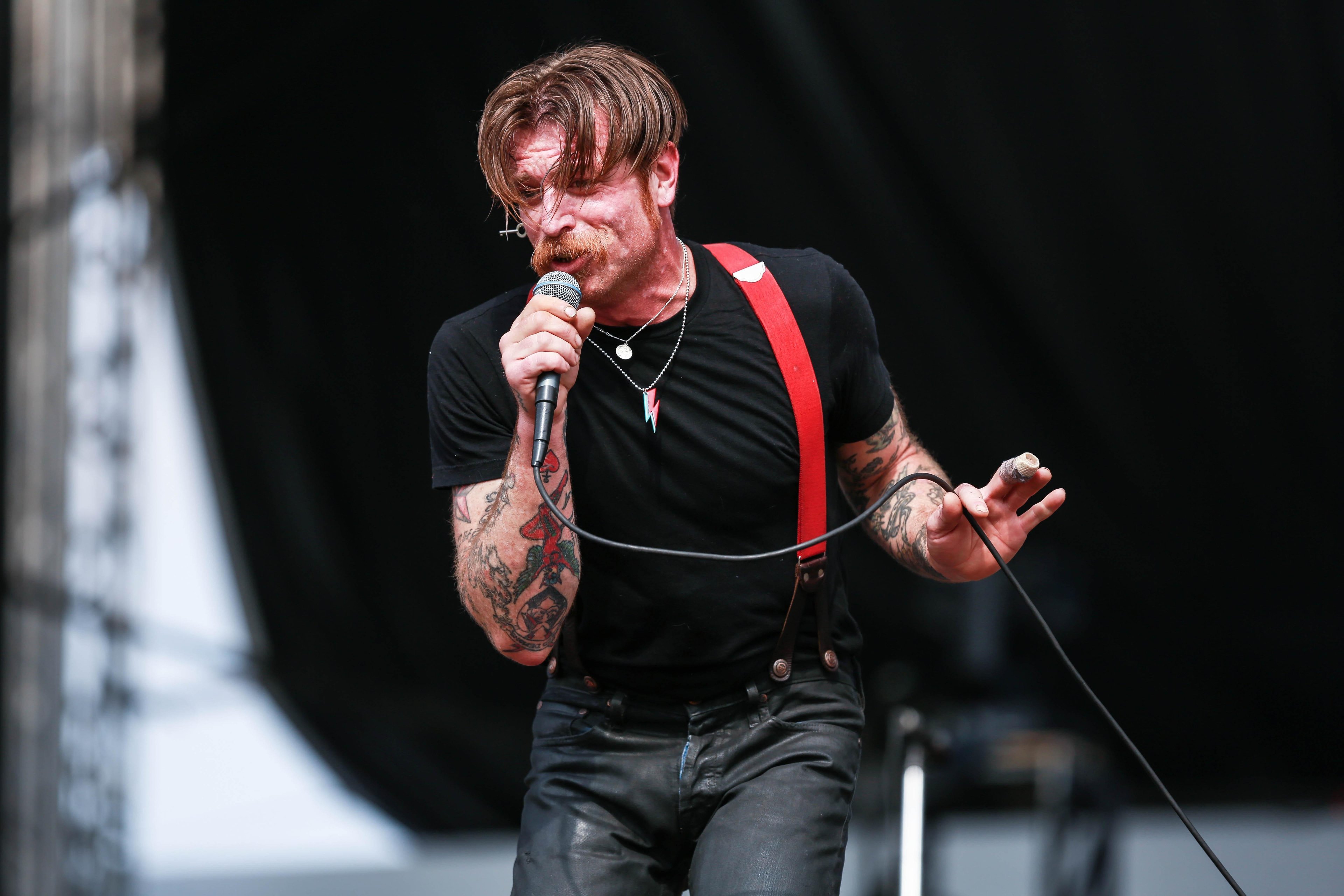 Banda liderada por Jesse Hughes foi ovacionada do come&ccedil;o ao fim